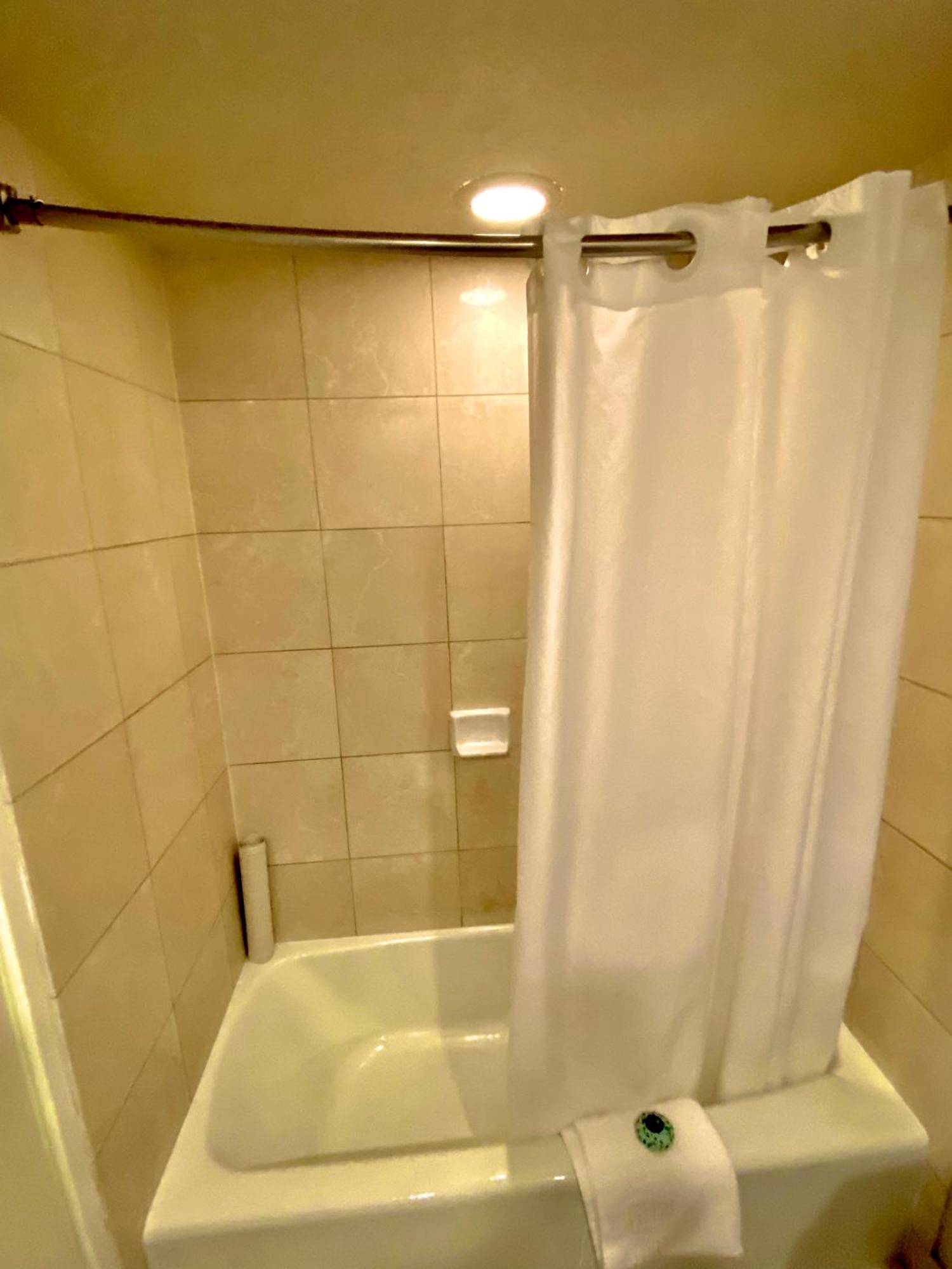 Cozy Studio With Free Parking In Waikiki Χονολουλού Εξωτερικό φωτογραφία